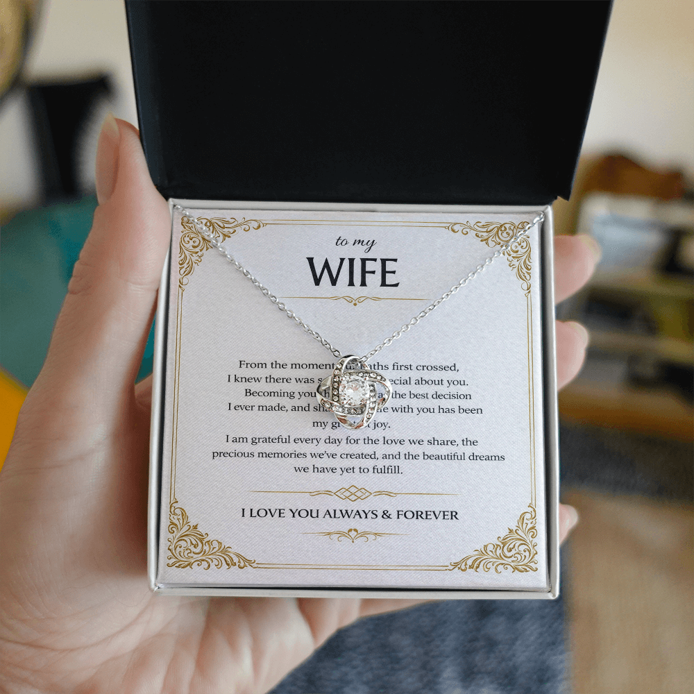 To My Lovely Wife – Love Knot Necklace
