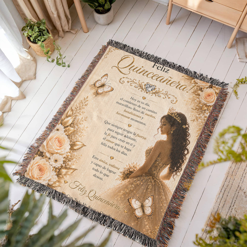 Feliz Quinceañera: jovencita bonita Woven Blanket